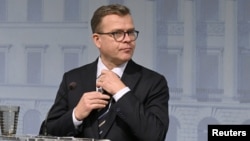 Премьер-министр Финляндии Петтери Орпо заявил о закрытии четырех КПП на границе с Россией, за исключением КПП "Рая-Йоосеппи"