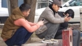 Владельцев смартфонов в Таджикистане заставляют платить за IMEI-регистрацию гаджета: как это происходит