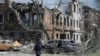 В результате ракетного удара армии РФ по Днепропетровской области разрушены жилые дома, под завалами нашли тело двухлетней девочки
