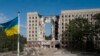 Разрушенное ракетным ударом здание администрации Николаева