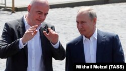 Джанни Инфантино с Владимиром Путиным 