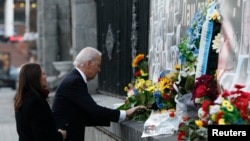 Вице-президент США Джо Байден приехал в Киев с визитом в годовщину начала "Евромайдана"