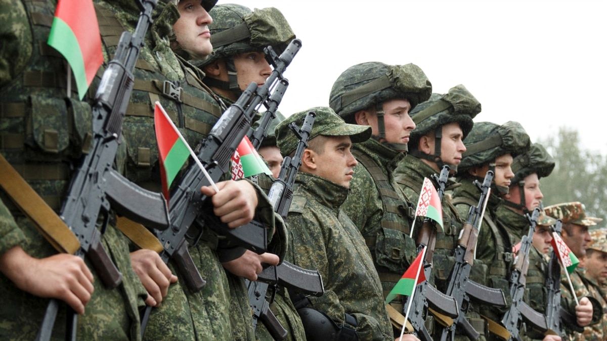 У Лукашенко может не получиться отвертеться при всем желании". Подполковник  ВДВ Беларуси о том, что ждет армию в случае войны с Украиной