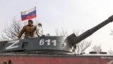 "Вскрыли дверь: "Мы ищем оружие". В лифчиках и в трусах у бабы вы оружие ищете?" Женщины из Николаева возмущены военными РФ