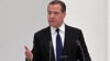 Украина объявила в розыск сотни российских чиновников и депутатов, включая экс-президента Медведева и представителя МИД Захарову