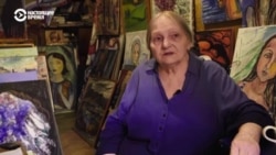 77-летняя петербуржская художница два месяца выходит на улицу с плакатами против войны в Украине