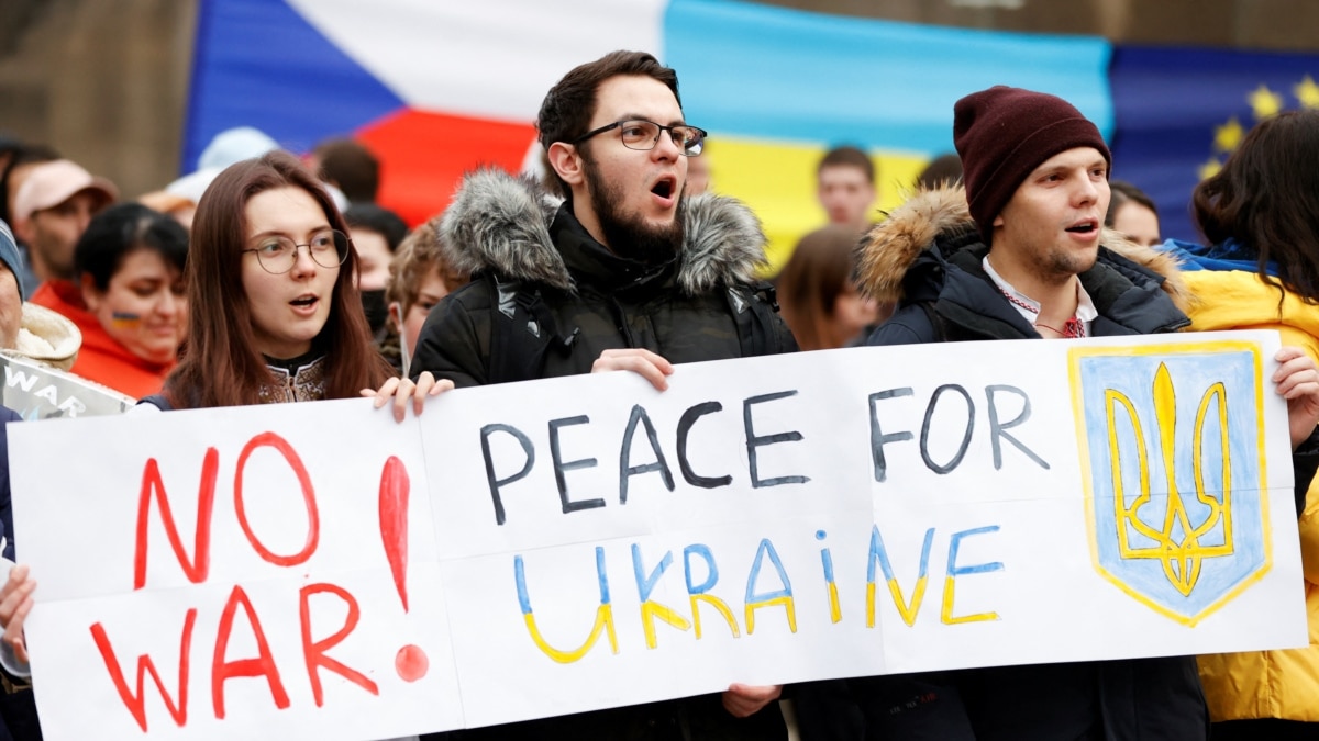 Скорее любопытство, чем агрессия". Российские студенты и преподаватели в  Европе – об отношении к ним после начала войны в Украине