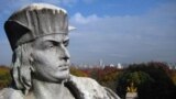 Russia - Monument to Columbus in New York