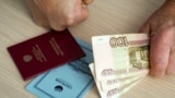 Почему россияне за год стали резко хуже относиться к власти. Интервью Михаила Дмитриева