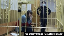 Студентка САФУ Олеся Кривцова, обвиняемая в оправдании терроризма и "дискредитации ВС РФ"