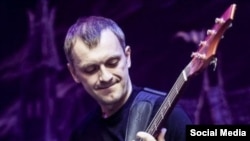 Владислав Плющев, гитарист