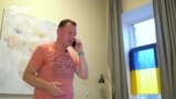 Проект "Позвони России": удается ли литовским активистам поговорить с россиянами о войне 