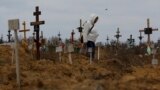 Главное: итоги визита Зеленского в США и тысячи новых могил в Мариуполе