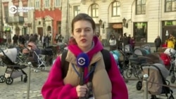 "Страшно было, не думали, что до Львова доберутся". Как живет самый западный город Украины после обстрелов 