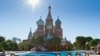 Отель Kremlin Palace в Анталие популярен среди российских туристов. Фасад отеля напоминает одну из главных достопримечательностей Москвы &ndash; Собор Василия Блаженного &nbsp;&nbsp;