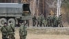 В Архангельской области военный-контрактник въехал на КамАЗе в колонну солдат-срочников. Двое погибли, 11 ранены