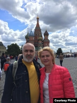 Виктор Дьячок с женой