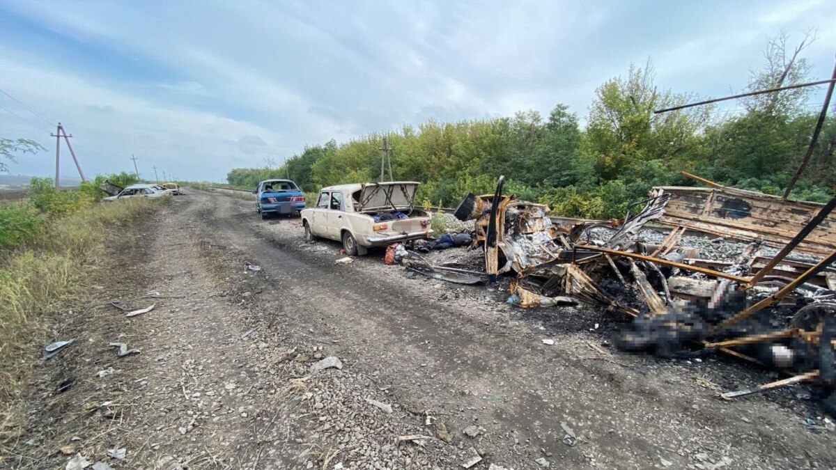 В Харьковской области найдена расстрелянная колонна гражданских машин,  погибли 20 человек, в том числе дети – украинские власти