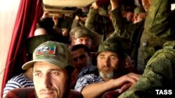 Россия, Дагестан. Мобилизованные и добровольцы во время отправки для прохождения военной подготовки