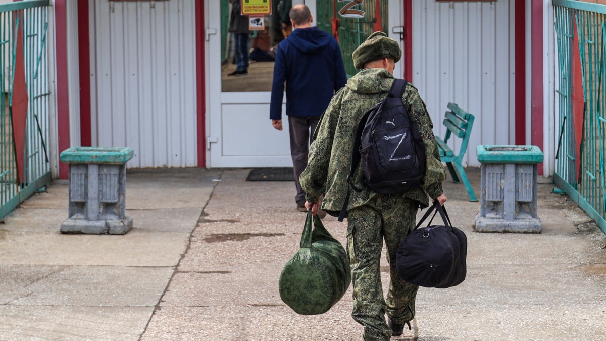 Отлов в метро, удержание призывников в военкоматах, обман, угрозы 