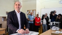 В Болгарии на досрочных парламентских выборах победила коалиция пророссийского экс-президента Радева