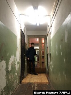 Павел Петраков в общежитии для офицеров
