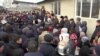 Три дня, чтобы уехать: в Кыргызстане суд аксакалов выселяет из села семью подозреваемого в изнасиловании