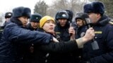 Азия: задержания в Бишкеке и перестановки чиновников в Душанбе