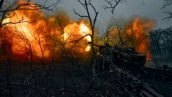 "Битва за Бахмут будет одной из основных". Военнослужащий ВСУ –
о том, как россияне штурмуют город