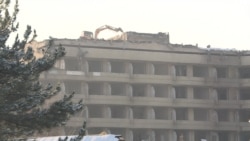 Вместо гостиницы – офис Жапарова? Зачем в Бишкеке сносят гостиницу "Иссык-Куль"?