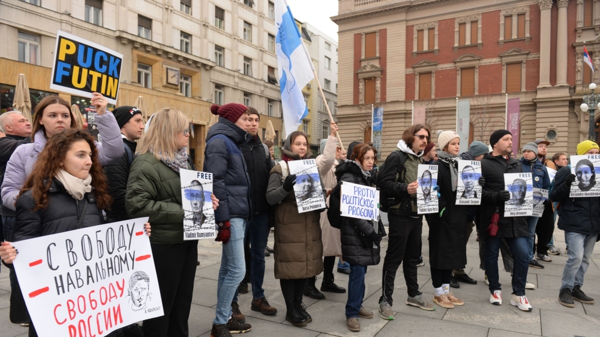 Акции в поддержку российских политзаключенных прошли по всему миру: фото и  видео