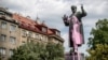 Власти Праги постановили убрать из сквера статую советского маршала Конева и перенести ее в музей