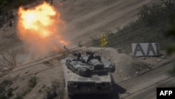 Южнокорейский танк на учениях возле границы с КНДР 20 мая 2015 года