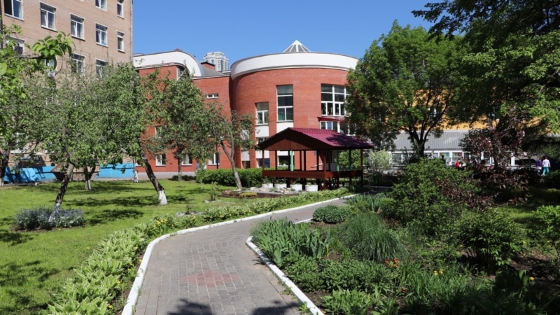 В Москве задержали двух санитаров психоневрологического интерната "Обручевский": их действия могли привести к ампутации кистей у пациентки