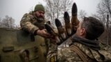Америка: споры о военной помощи Украине в США