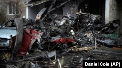 Трагедия в Броварах, где погибли 14 человек, в том числе глава МВД Украины. Фотографии с места крушения вертолета