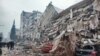 В Турции и Сирии в результате землетрясения погибли около 2800 человек