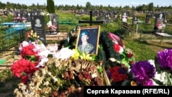 Могила Дмитрия Зорина в городе Старая Русса Новгородской области