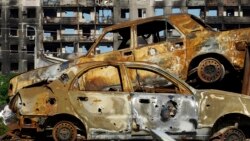 Сожженные машины в Мариуполе, 1 июля 2022 года