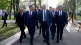 Азия: президент Казахстана прилетел в Бишкек 