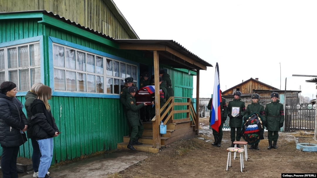 Табуретки из под гроба