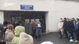 "Гранат нет, жрачки нет, воды нет". Новобранцы в России жалуются на условия службы