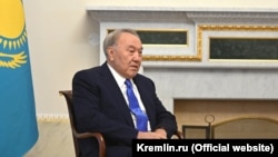 Нурсултан Назарбаев на встрече с президентом России Владимиром Путиным, 28 декабря 2021 года