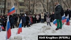 Дмитрий Маракасов выступает на митинге в Вологде 23 января 2021 года