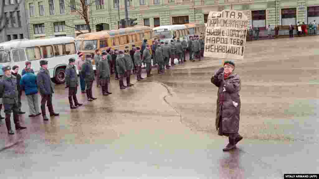 A woman protests on January 13, 1991, against the seizure of the TV tower in Vilnius by Soviet troops. Lithuania had declared independence from the Soviet Union 10 months earlier. The day became known as Bloody Sunday, with 14 Lithuanians killed and more than 1,000 injured defending the city against Soviet forces.&nbsp;