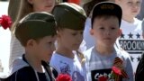 Что Казахстан отмечает 7 мая, в День защитника отечества?