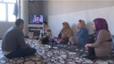 "Женщины бы просто там не выжили". Рассказы афганок, которые бежали от талибов в Таджикистан