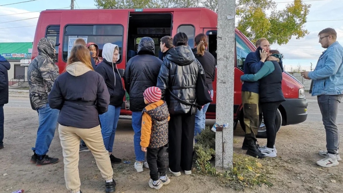 Ждал соседей, оказалось – повестка. Рассказывают родственницы  мобилизованных и вызванных в военкоматы в Бурятии и Якутии