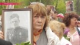 Одесса отметила 9 мая "Бессмертным полком" и маршем в вышиванках