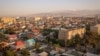 "Днем свет горит в автомастерских, кафе, ресторанах и рынках!" Будут ли в Кыргызстане веерные отключения?